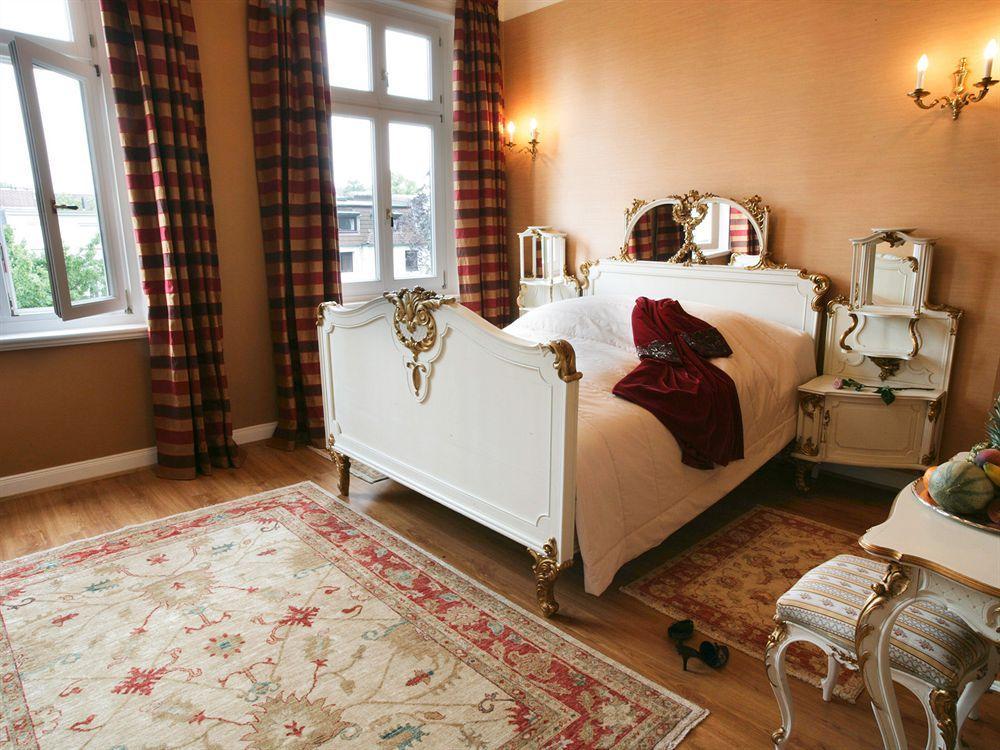 Eilenau Hotel Хамбург Екстериор снимка